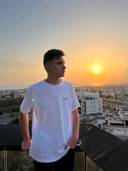 Alexey Romanov, Senior Frontend and Full-Stack Engineer